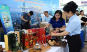 Công đoàn Trường Đại học Thủ Dầu Một giới thiệu nhiều sản phẩm mới tại Ngày hội Lao động sáng tạo 2025